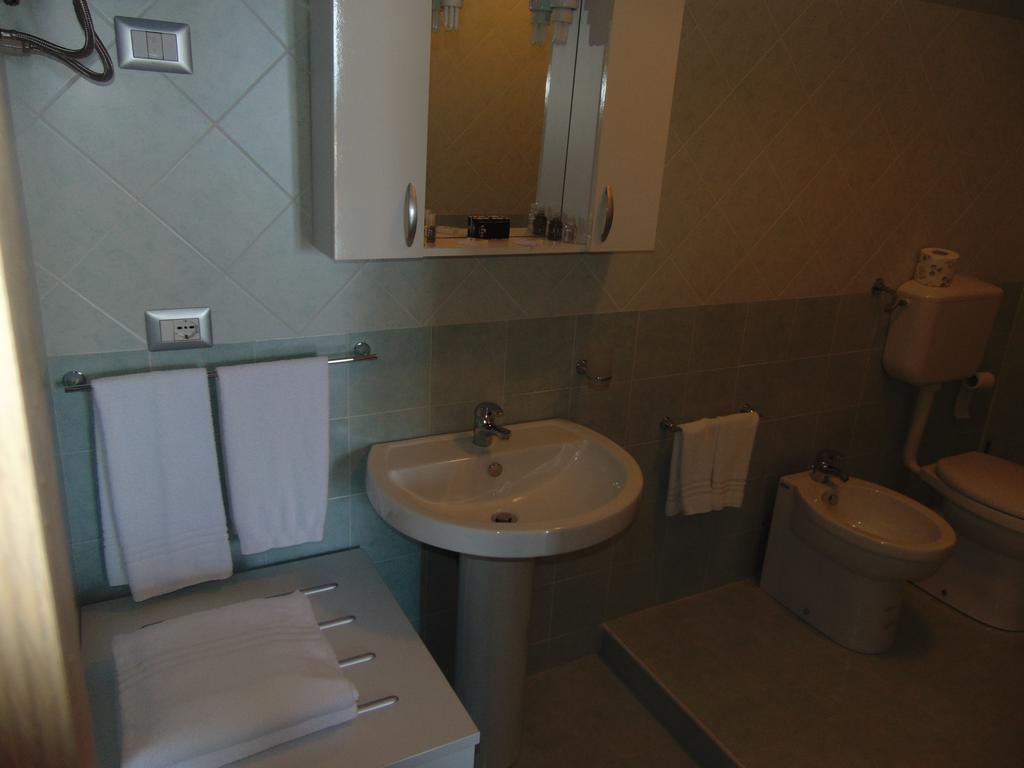 Tus'Hotel Apartments トゥーザ エクステリア 写真